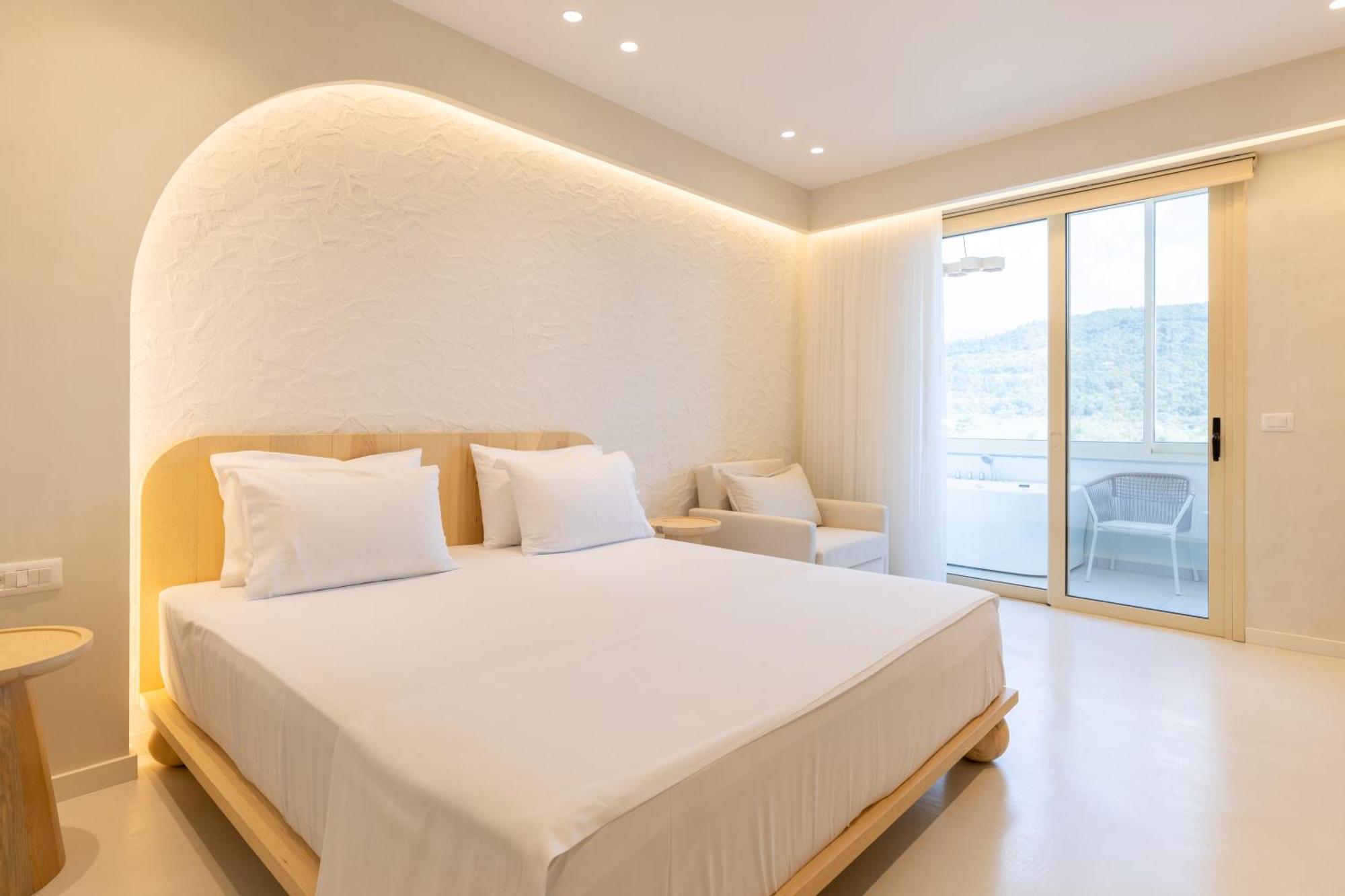 Dimitri Hotel Himarë