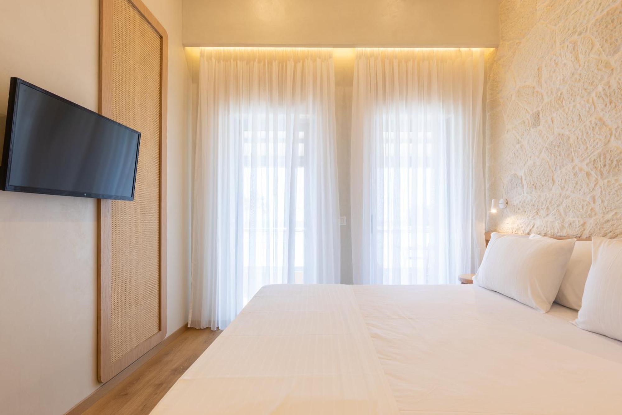 Dimitri Hotel Himarë