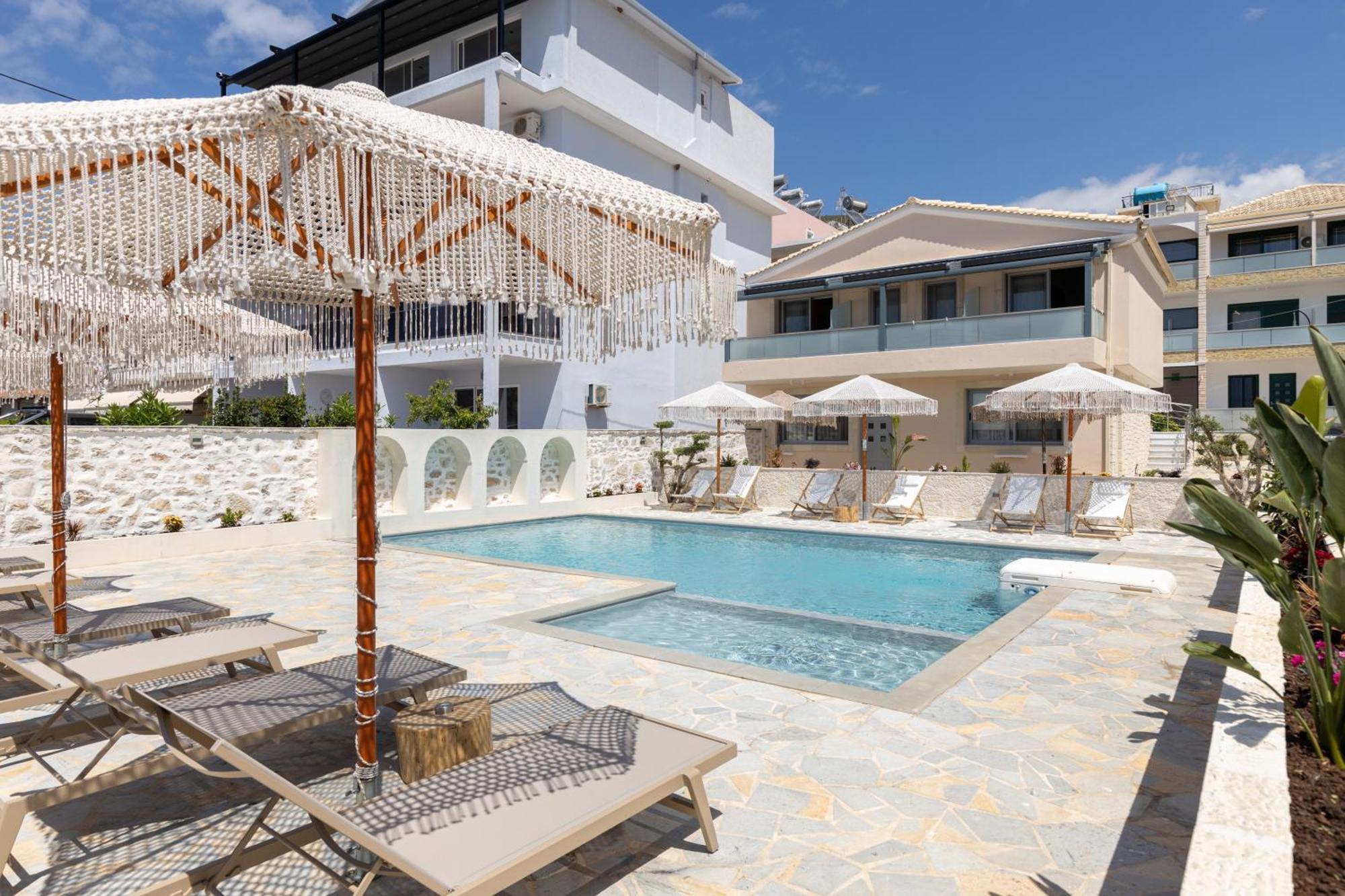 Hotel Dimitri 2*
