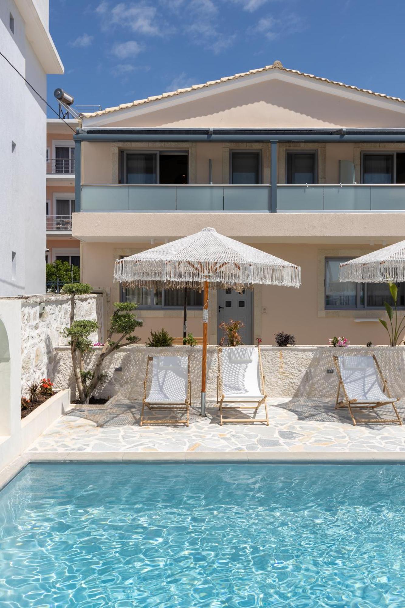 Dimitri Hotel Himarë